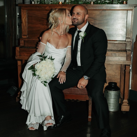 SCHUTZ MILA BOW HEELS - Picture 8 of 10